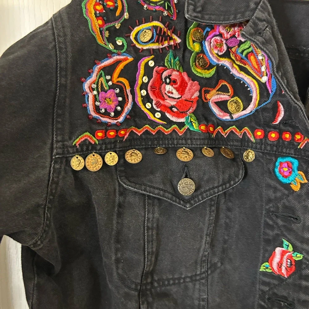 Vintage  Carole Little Women's Denim Jacket  Size 6 black  Jingly coins colorful